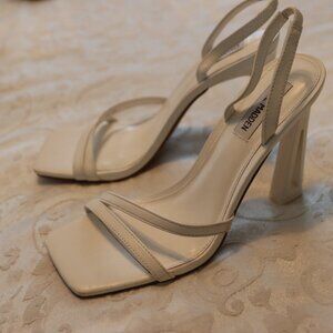 Steve Madden Forcce White Strappy Slingback Heels Size 8.5 Formal Prom Easter
